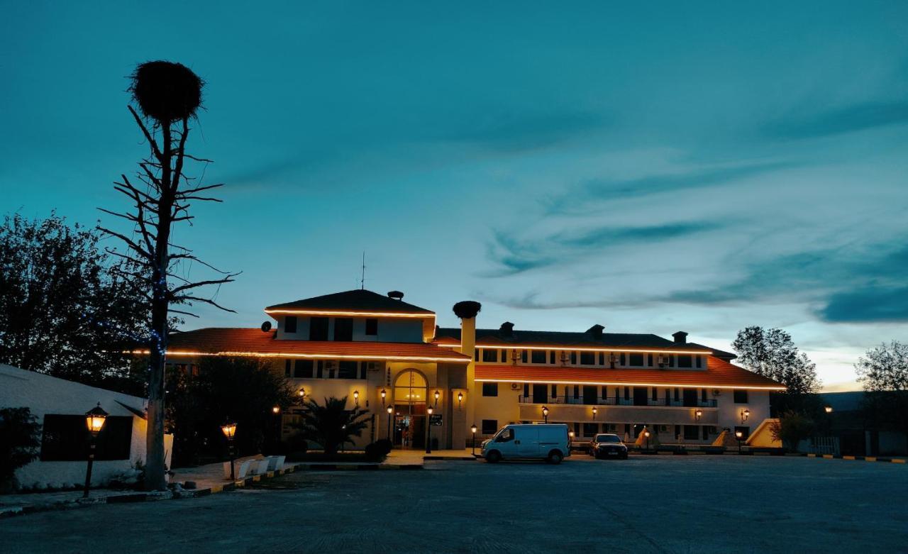 Amrouss Touristic Darmaroc Hotel Азру Екстериор снимка