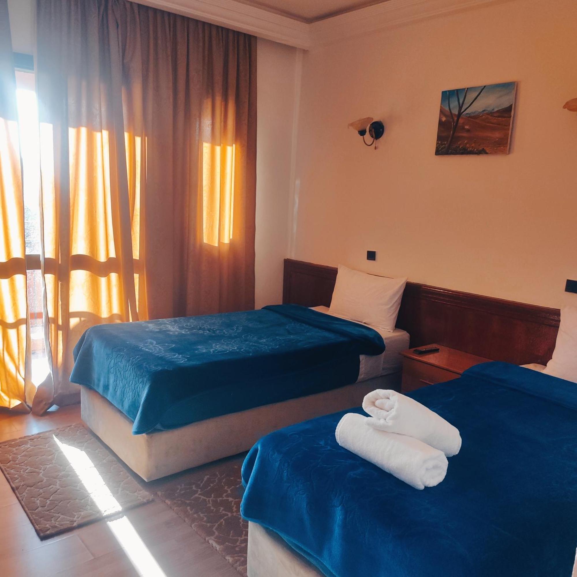Amrouss Touristic Darmaroc Hotel Азру Екстериор снимка