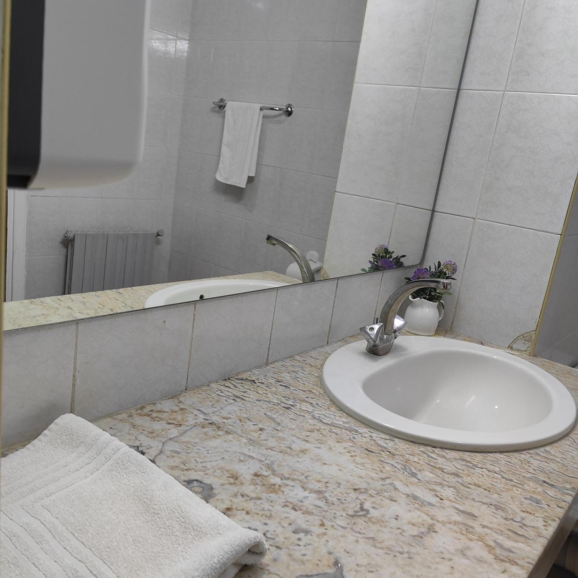 Amrouss Touristic Darmaroc Hotel Азру Екстериор снимка