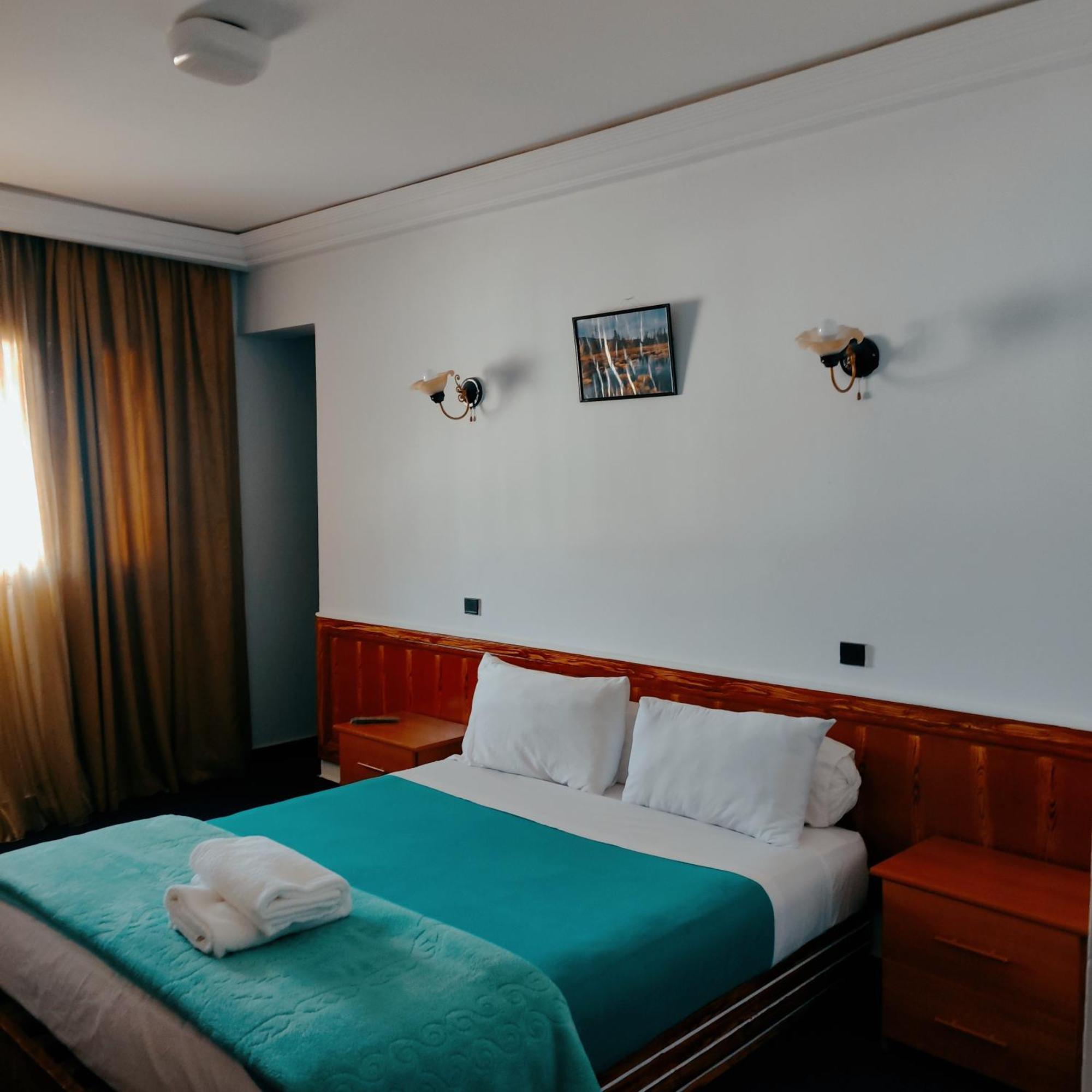 Amrouss Touristic Darmaroc Hotel Азру Екстериор снимка