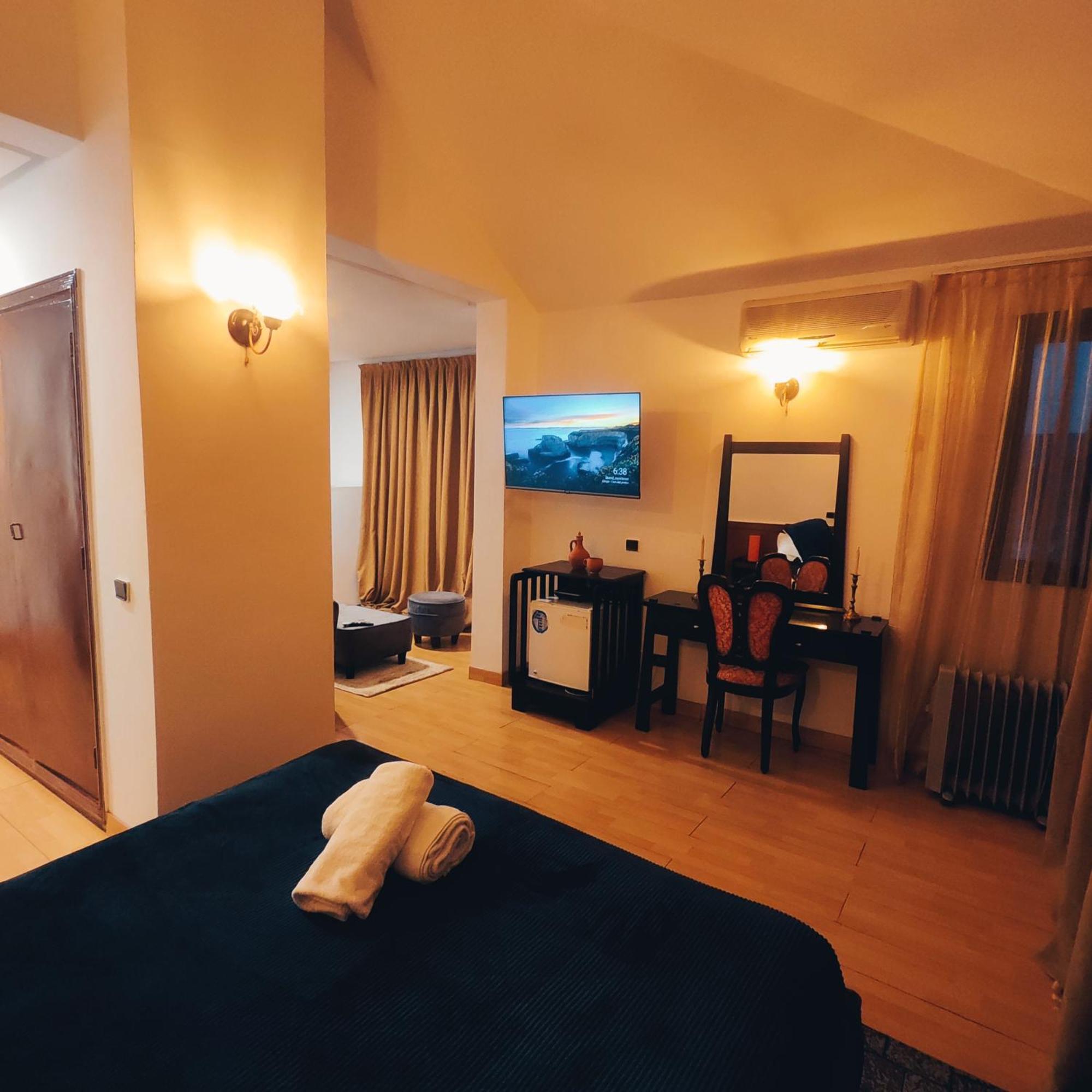Amrouss Touristic Darmaroc Hotel Азру Екстериор снимка