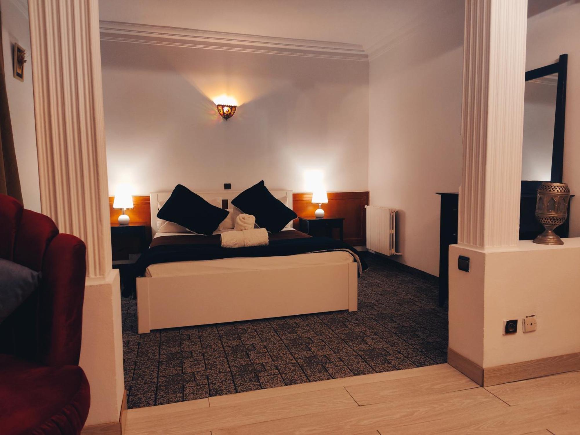 Amrouss Touristic Darmaroc Hotel Азру Екстериор снимка