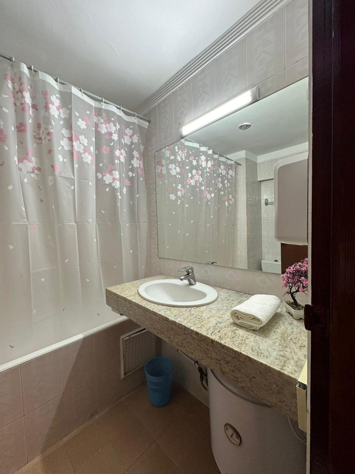 Amrouss Touristic Darmaroc Hotel Азру Екстериор снимка