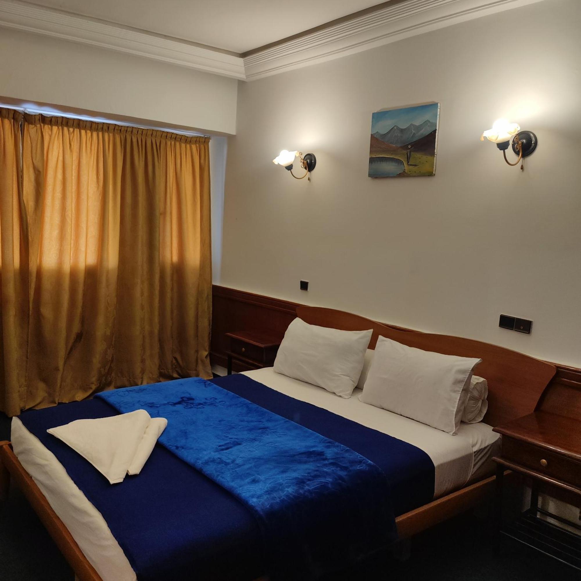 Amrouss Touristic Darmaroc Hotel Азру Стая снимка