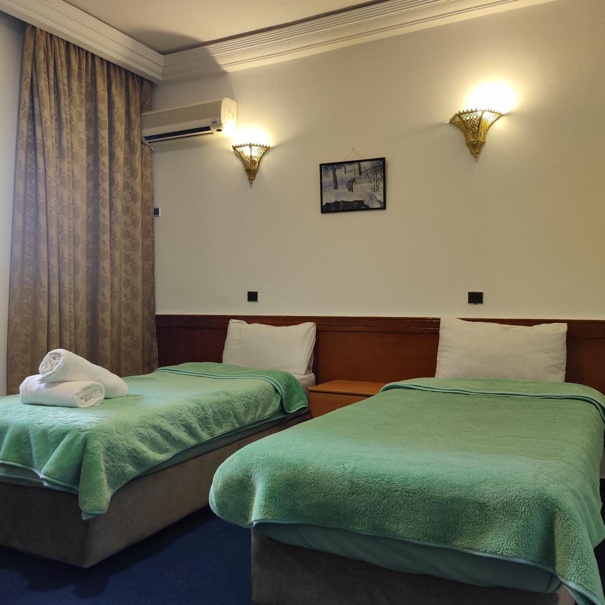 Amrouss Touristic Darmaroc Hotel Азру Стая снимка