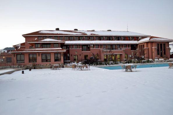 Amrouss Touristic Darmaroc Hotel Азру Екстериор снимка